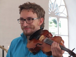 Musikunderviser Michael Graubk