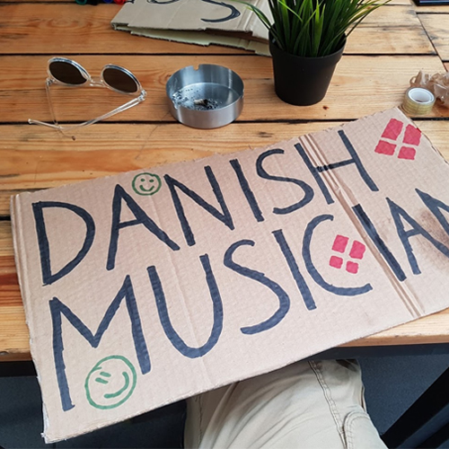 Skilt med Danish Musicians
